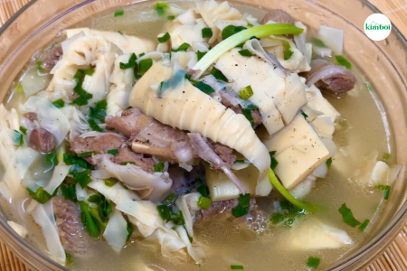 Cách nấu canh măng vịt thanh mát